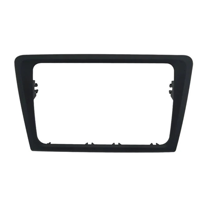 Skoda Rapid radio ramme