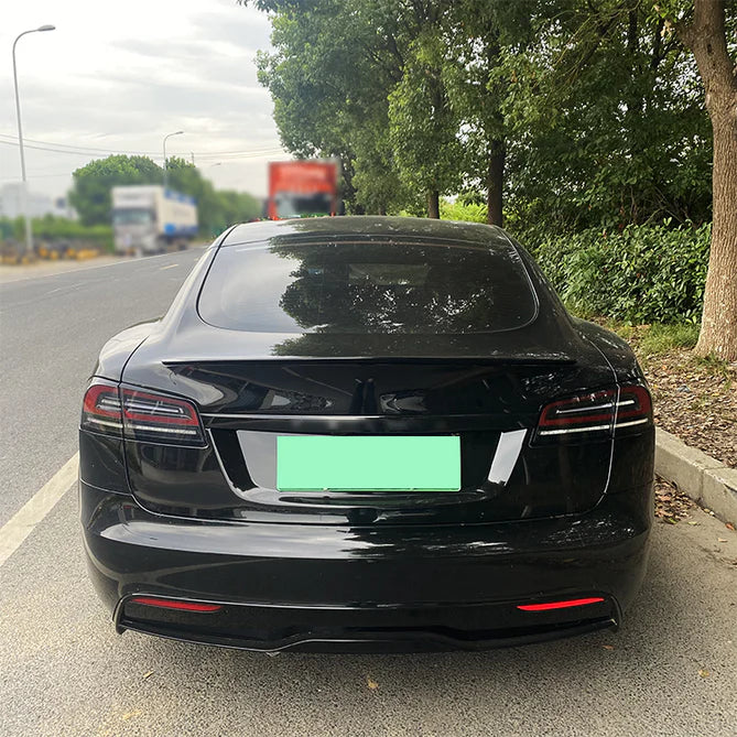 Bag spoiler til Tesla model S blank sort