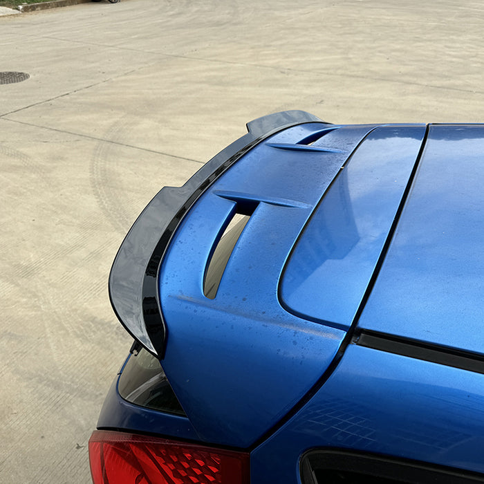 Bag spoiler til Ford Fiesta 2008-2014 blank sort