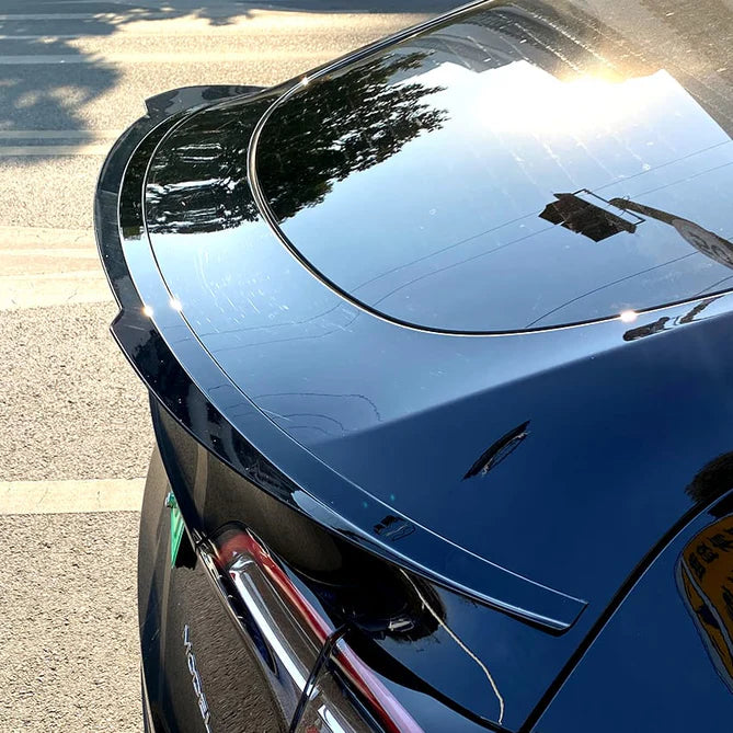Dynamic Bag spoiler til Tesla model Y blank sort