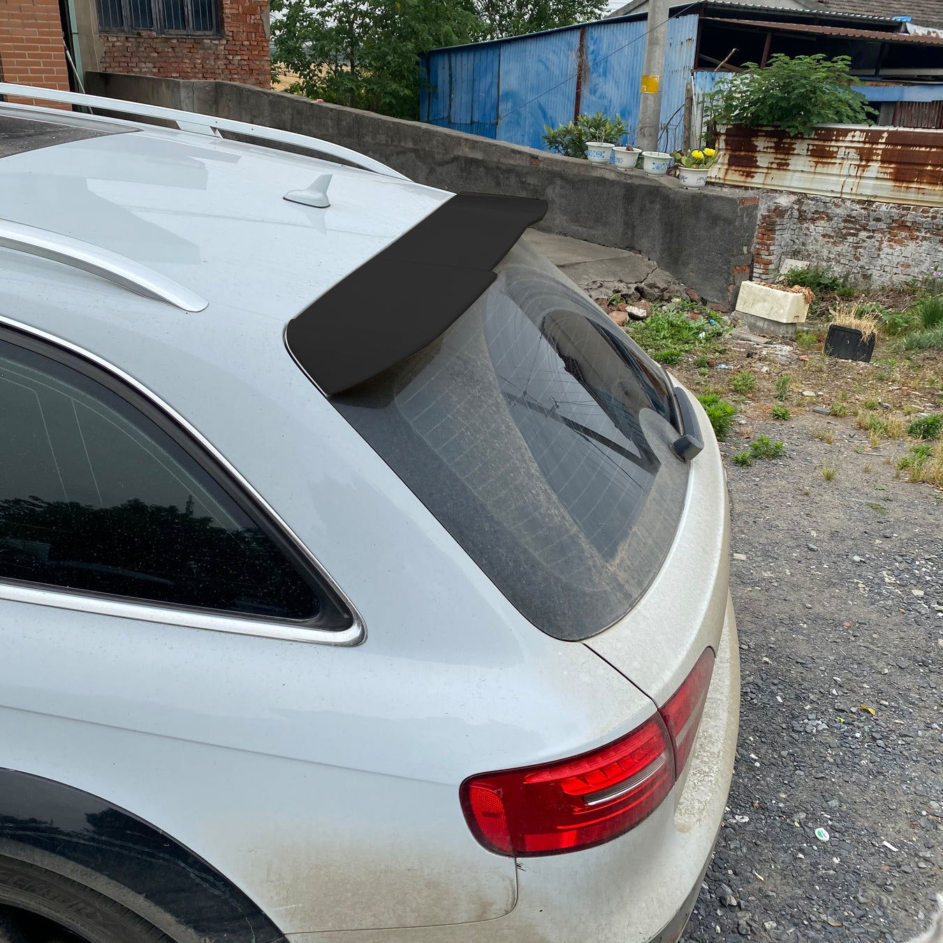 Audi A4 B8 Allroad spoiler