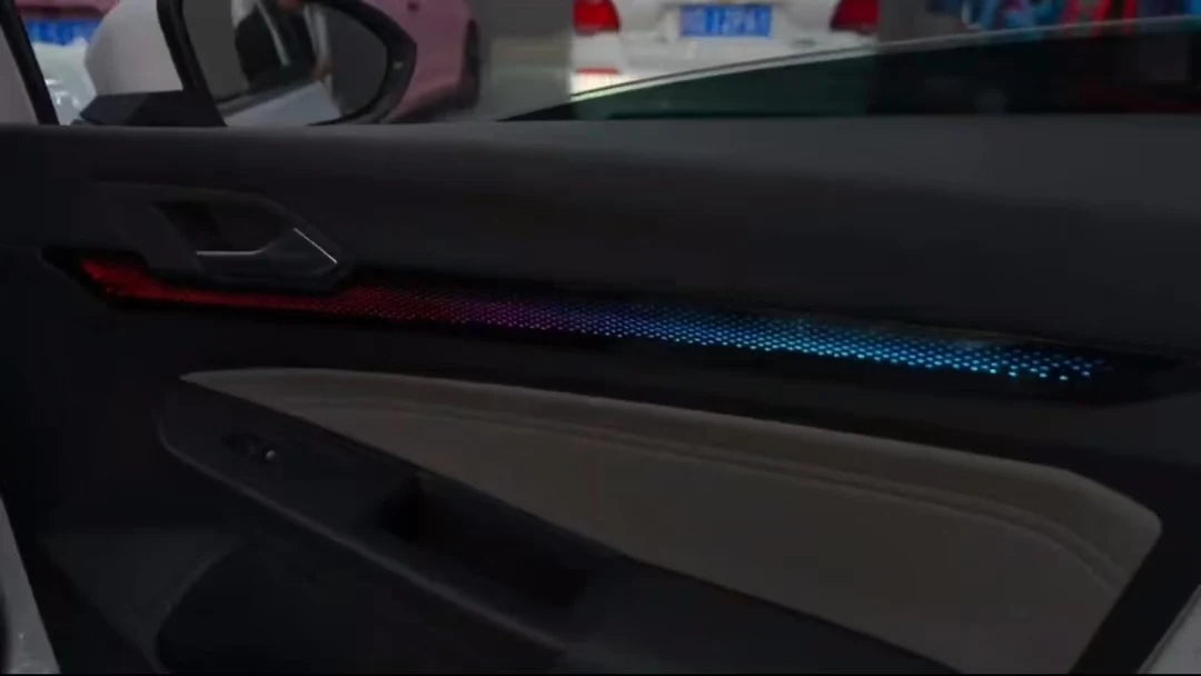 Ambient Lys Pakke interior LED accent lighting for Volkswagen Golf 8 2021-2025 dashboard