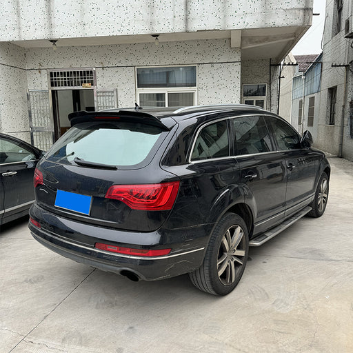 Black roof spoiler for Audi Q7 4L blank sort installed on SUV