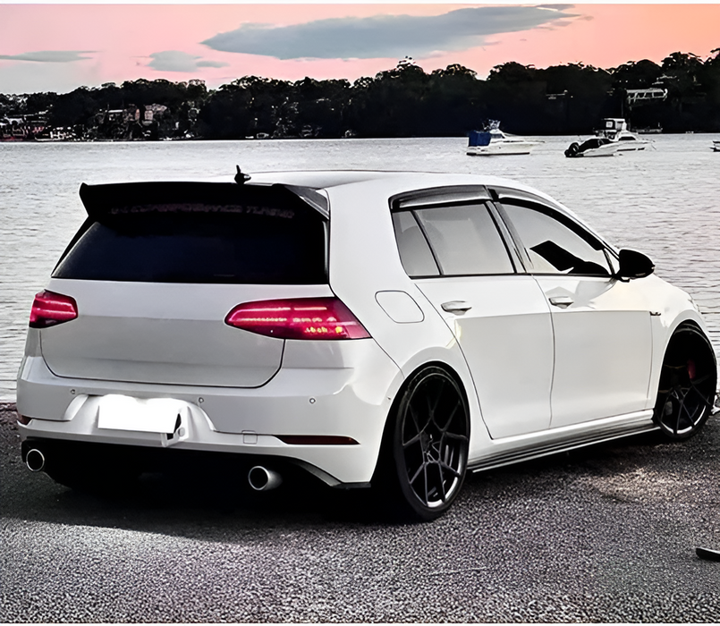 Dynamic Bag spoiler til Volkswagen Golf 7/7.5 (Standard, GTE, GTI, R) blank sort