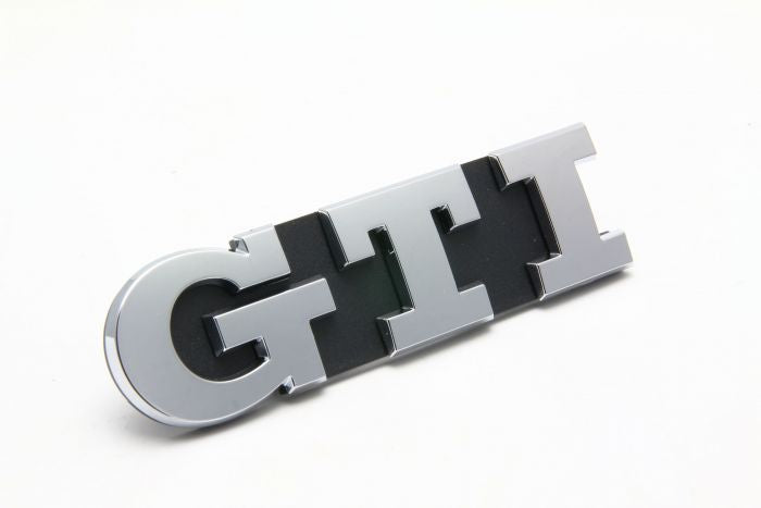 GTI främre emblem krom